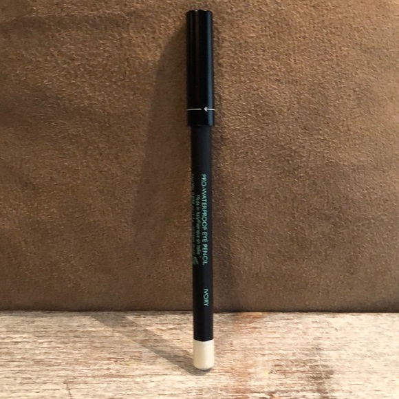 Vincent Longo Pro-Waterproof Eye Pencil (unboxed) - Picture 4 of 4
